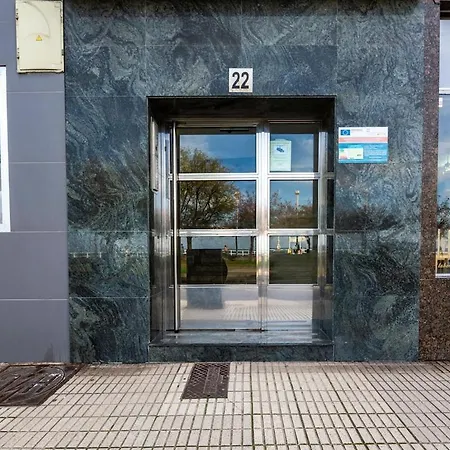 Ezcurdia 22. Primera Linea Playa De San Lorenzo Apartament