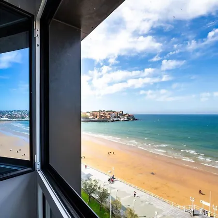 Ezcurdia 22. Primera Linea Playa De San Lorenzo Apartament